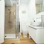Santina Apartment *